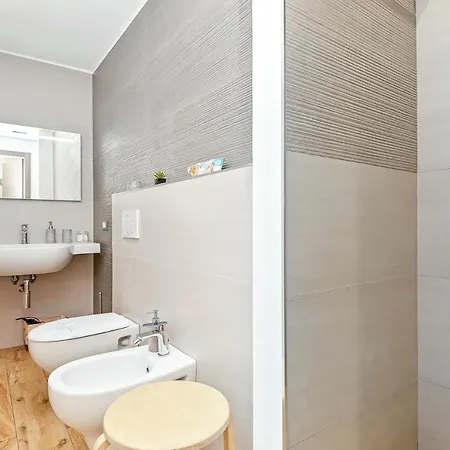 The Dream Station 3* La Spezia